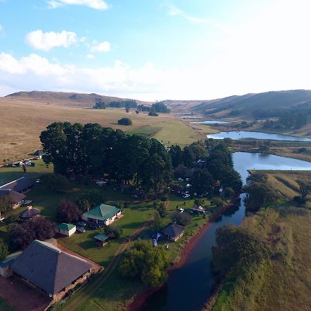 בית הארחה דלסטרום 	Elandskloof Trout Farm מראה חיצוני תמונה