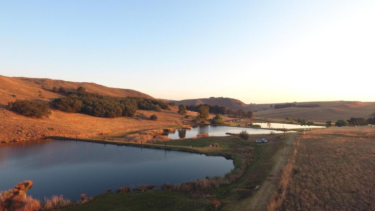בית הארחה דלסטרום 	Elandskloof Trout Farm מראה חיצוני תמונה
