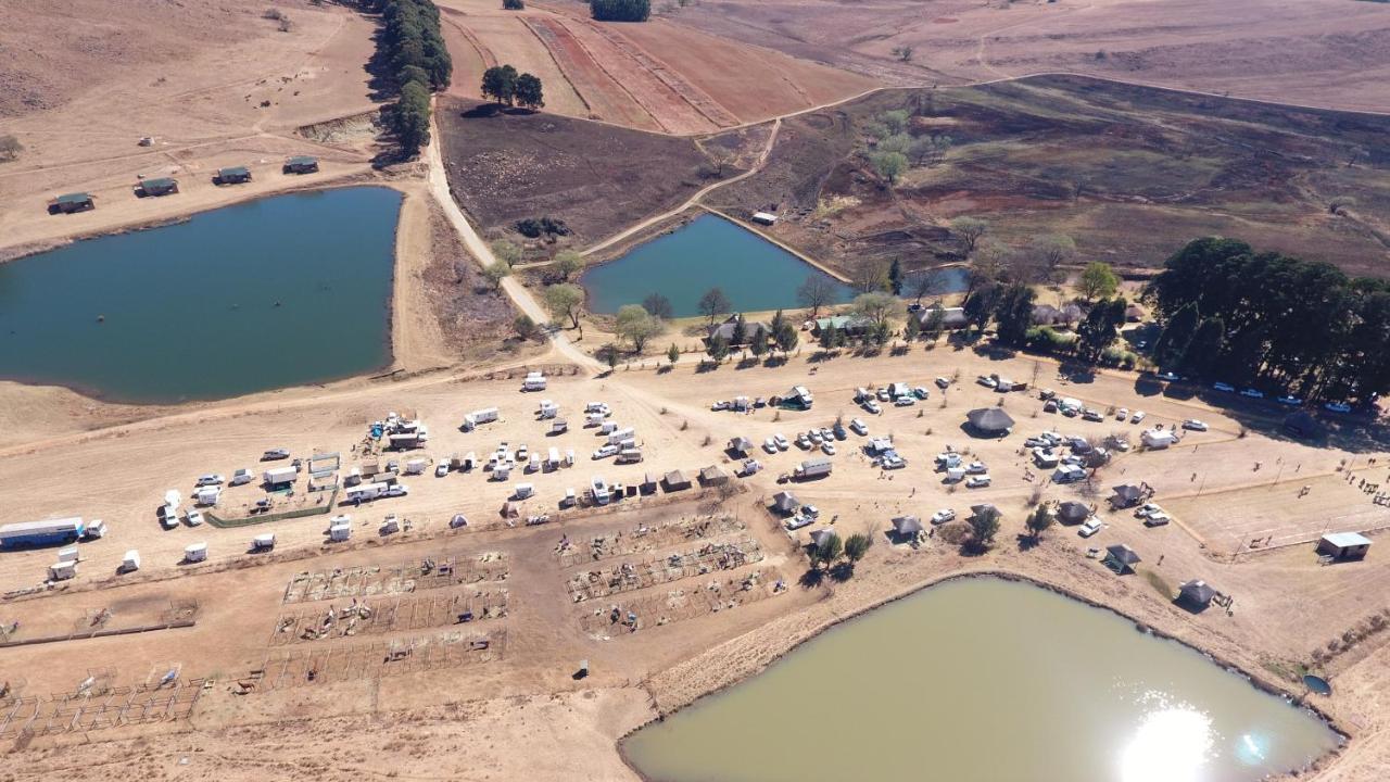 בית הארחה דלסטרום 	Elandskloof Trout Farm מראה חיצוני תמונה